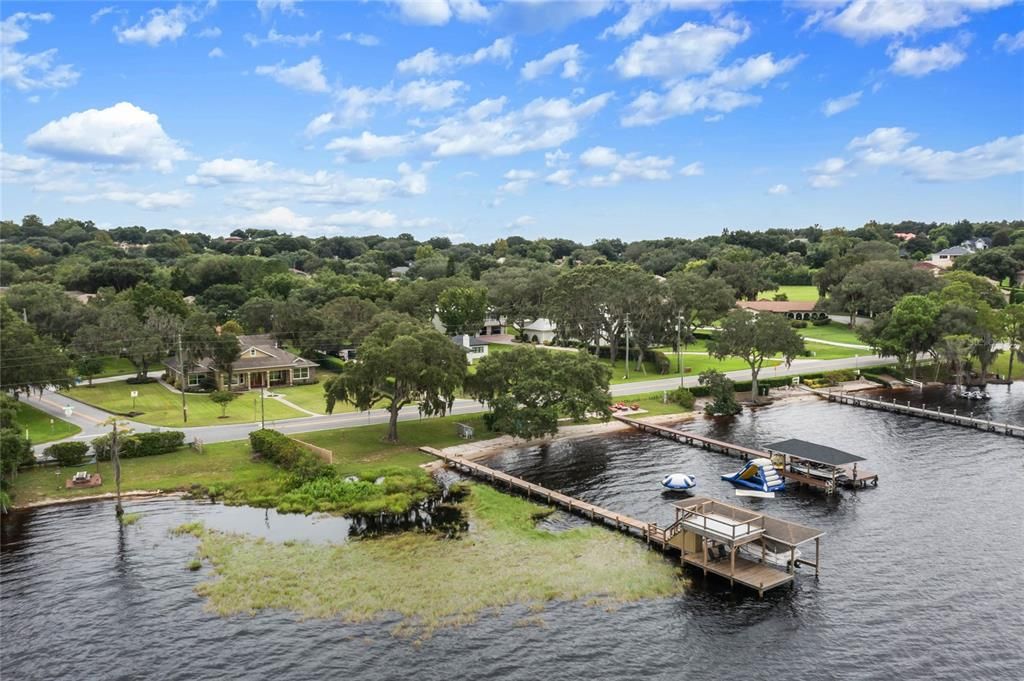 Recently Sold: $1,000,000 (3 beds, 2 baths, 2574 Square Feet)