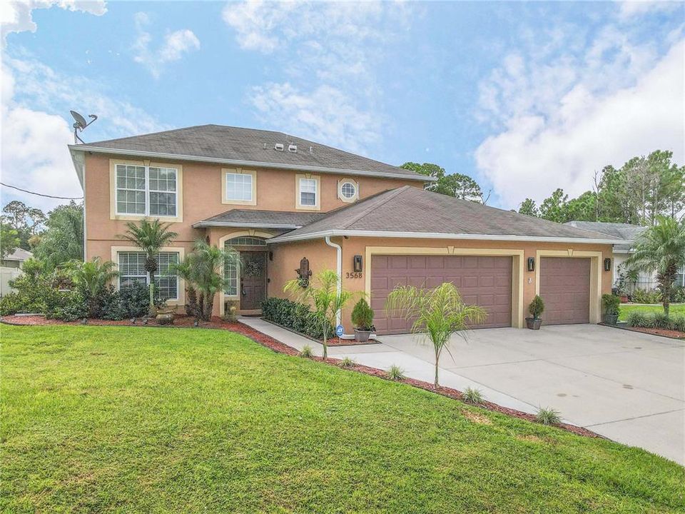 Vendido Recientemente: $407,000 (3 camas, 2 baños, 2239 Pies cuadrados)