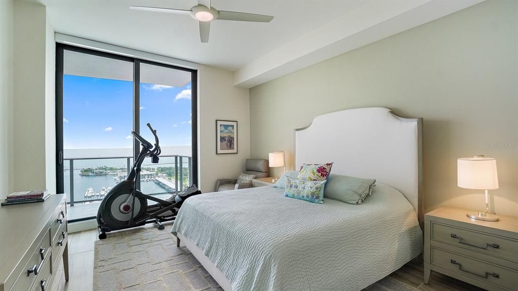 Recently Sold: $1,950,000 (2 beds, 3 baths, 1854 Square Feet)