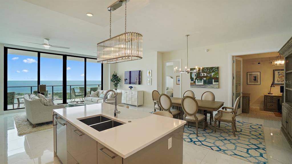 Recently Sold: $1,950,000 (2 beds, 3 baths, 1854 Square Feet)