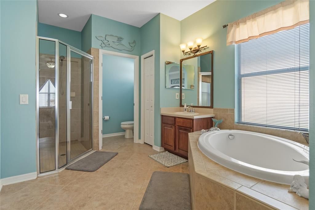 最近售出: $459,900 (4 贝兹, 3 浴室, 2906 平方英尺)