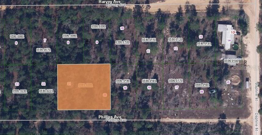 На продажу: $24,000 (0.45 acres)