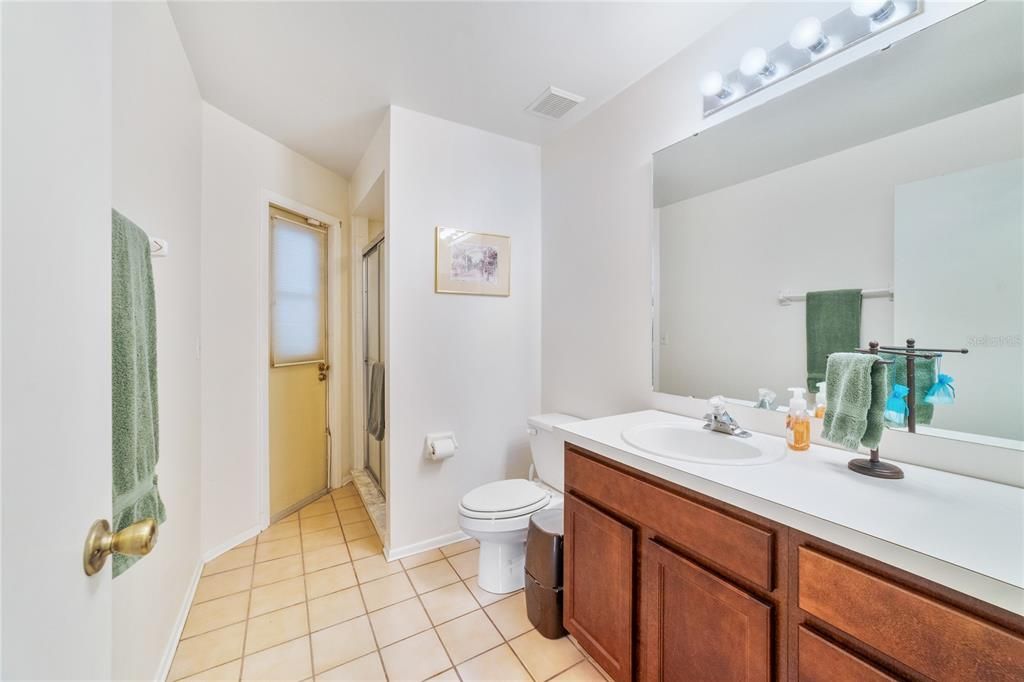 Recently Sold: $280,000 (3 beds, 2 baths, 1682 Square Feet)