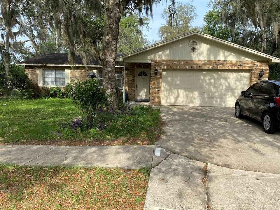 Recently Sold: $188,000 (2 beds, 2 baths, 1177 Square Feet)