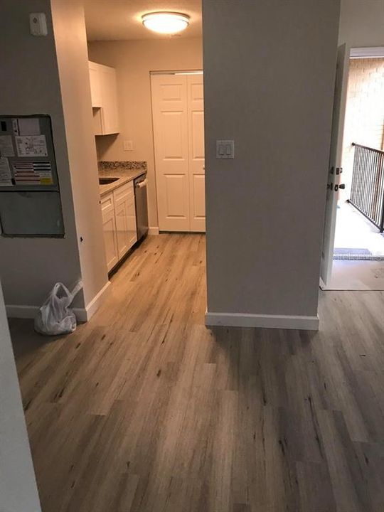 Recently Rented: $1,095 (1 beds, 1 baths, 645 Square Feet)