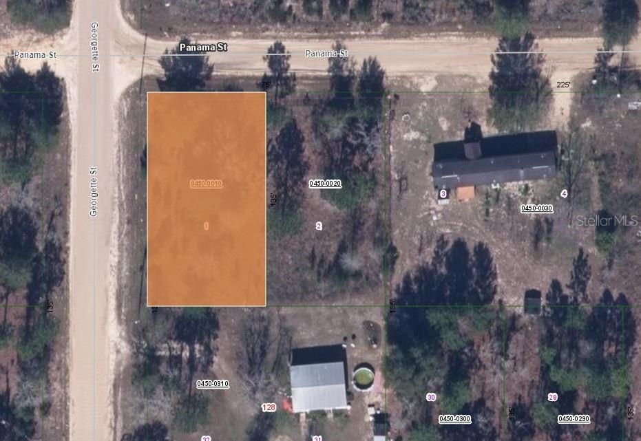 En Venta: $12,000 (0.23 acres)