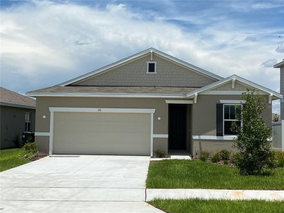 Recently Sold: $252,393 (4 beds, 2 baths, 1915 Square Feet)