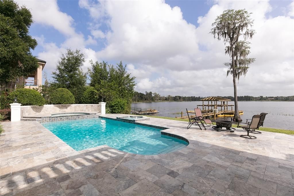 Recently Sold: $5,700,000 (5 beds, 4 baths, 7178 Square Feet)