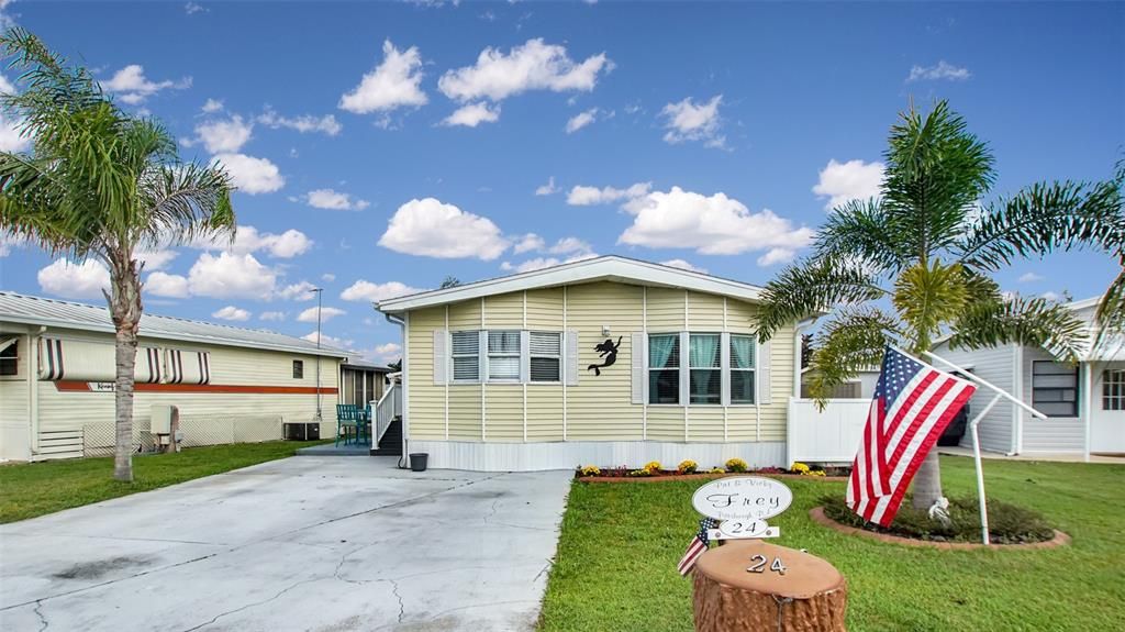 Недавно продано: $169,999 (2 спален, 2 ванн, 1104 Квадратных фут)