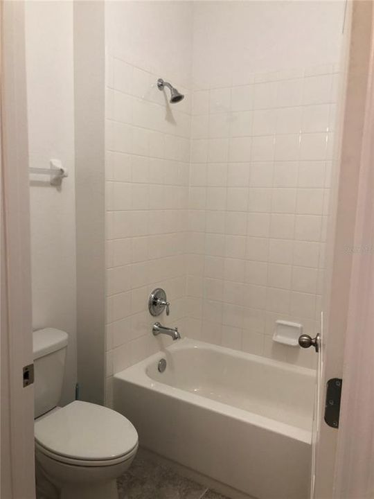 最近租的: $2,350 (4 贝兹, 2 浴室, 1947 平方英尺)