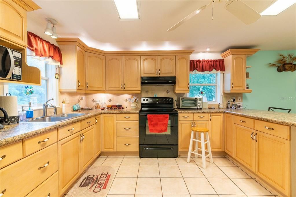 Recently Sold: $234,900 (2 beds, 2 baths, 1120 Square Feet)
