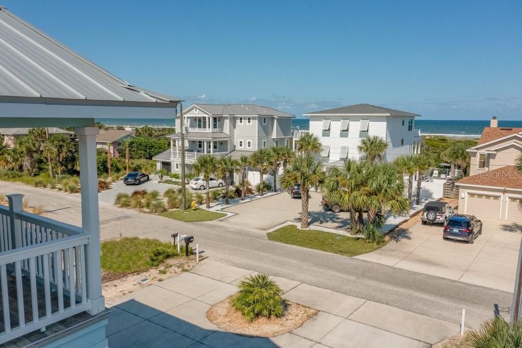 Recently Sold: $1,400,000 (4 beds, 3 baths, 2103 Square Feet)