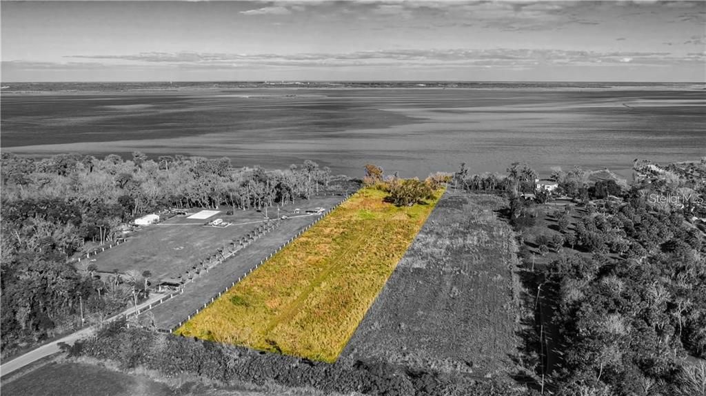 Vendido Recientemente: $550,000 (8.20 acres)