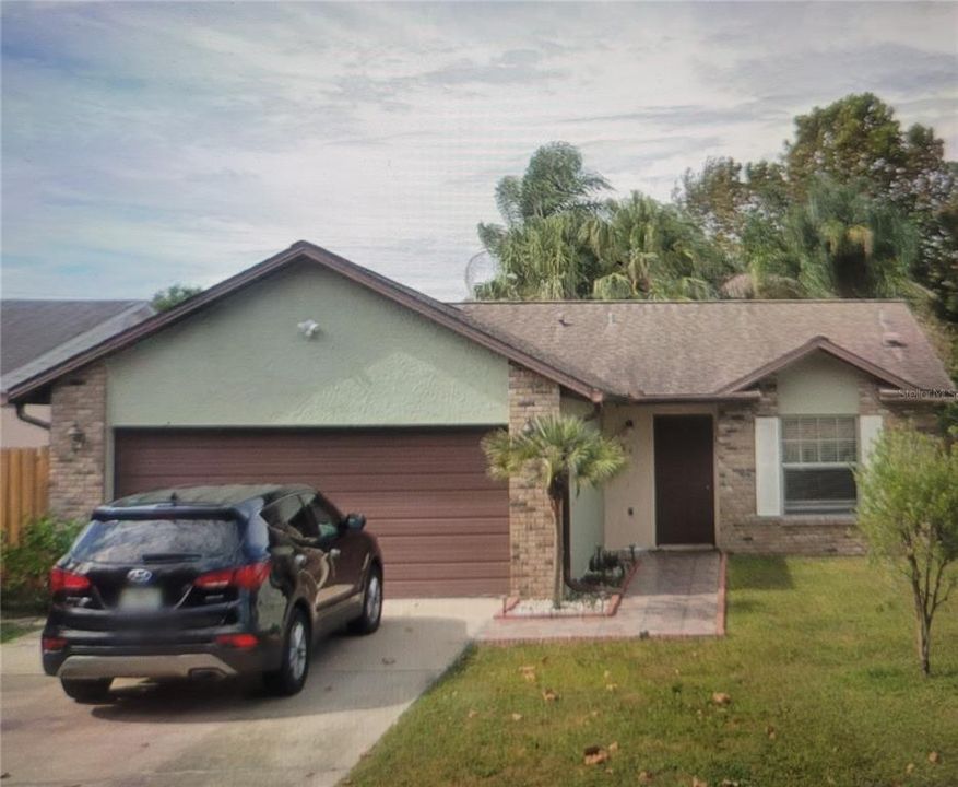 Recently Sold: $285,000 (3 beds, 2 baths, 1218 Square Feet)