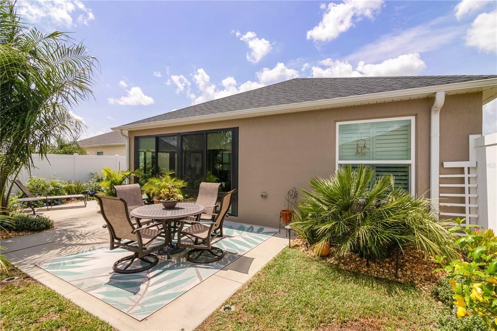 Recently Sold: $287,000 (2 beds, 2 baths, 1152 Square Feet)