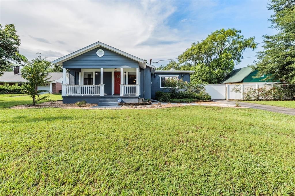 Recently Sold: $200,000 (3 beds, 1 baths, 1995 Square Feet)