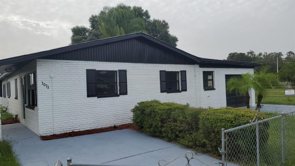 Recently Sold: $182,000 (4 beds, 2 baths, 1248 Square Feet)