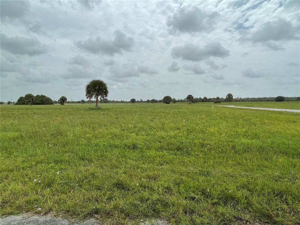 Vendido Recientemente: $18,000 (0.26 acres)