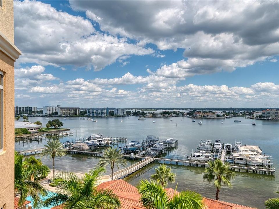 Recently Sold: $1,688,000 (3 beds, 3 baths, 2087 Square Feet)