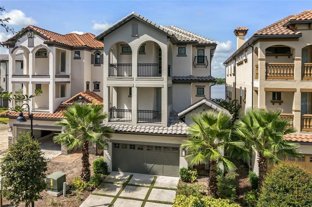 Recently Sold: $1,250,000 (4 beds, 3 baths, 4276 Square Feet)