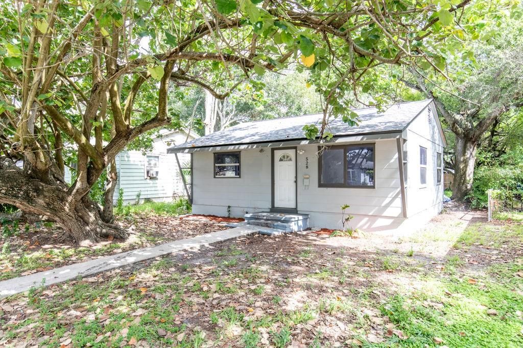 Recently Sold: $199,000 (2 beds, 1 baths, 672 Square Feet)