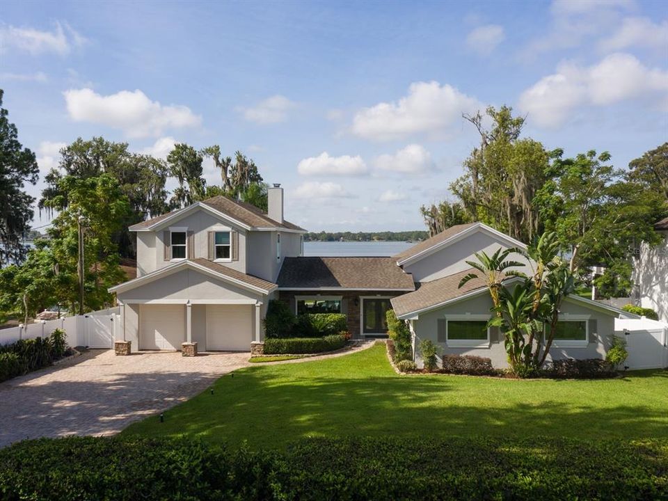 Recently Sold: $1,625,000 (5 beds, 3 baths, 4048 Square Feet)