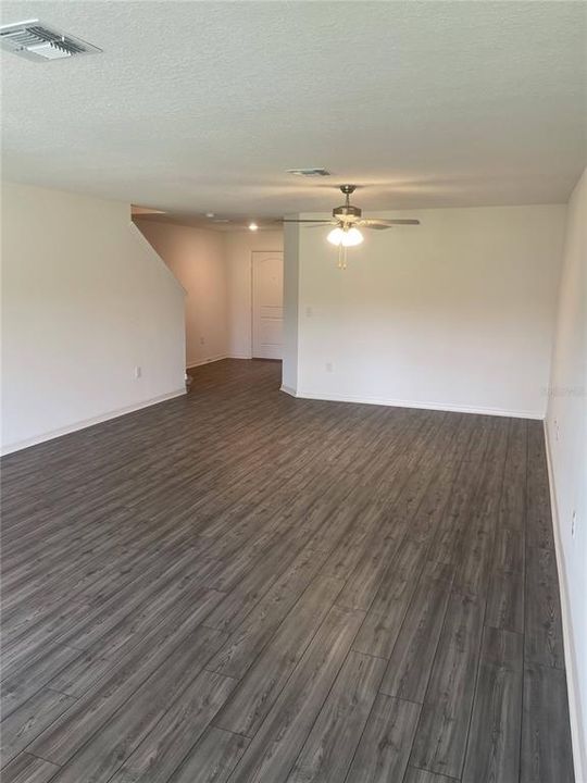 Recently Rented: $1,925 (3 beds, 2 baths, 1731 Square Feet)