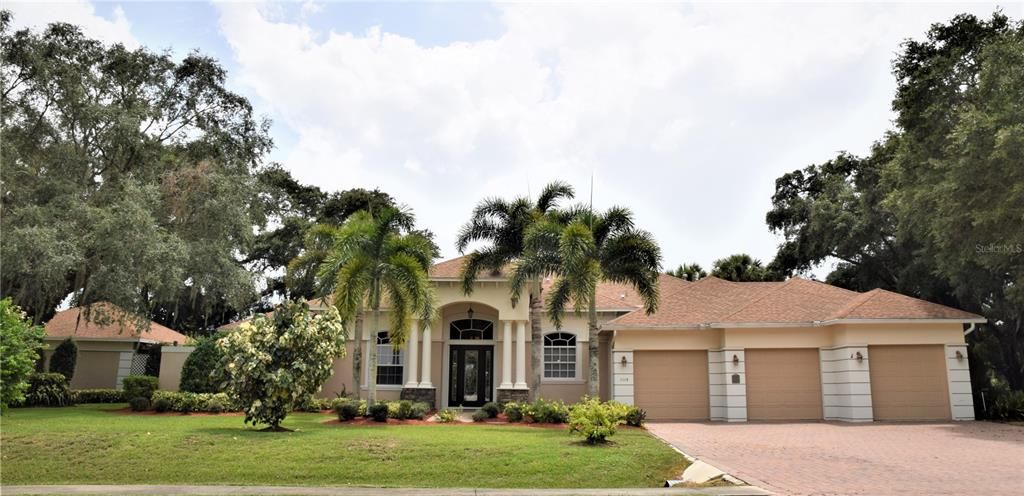 Recently Sold: $497,000 (4 beds, 2 baths, 3036 Square Feet)