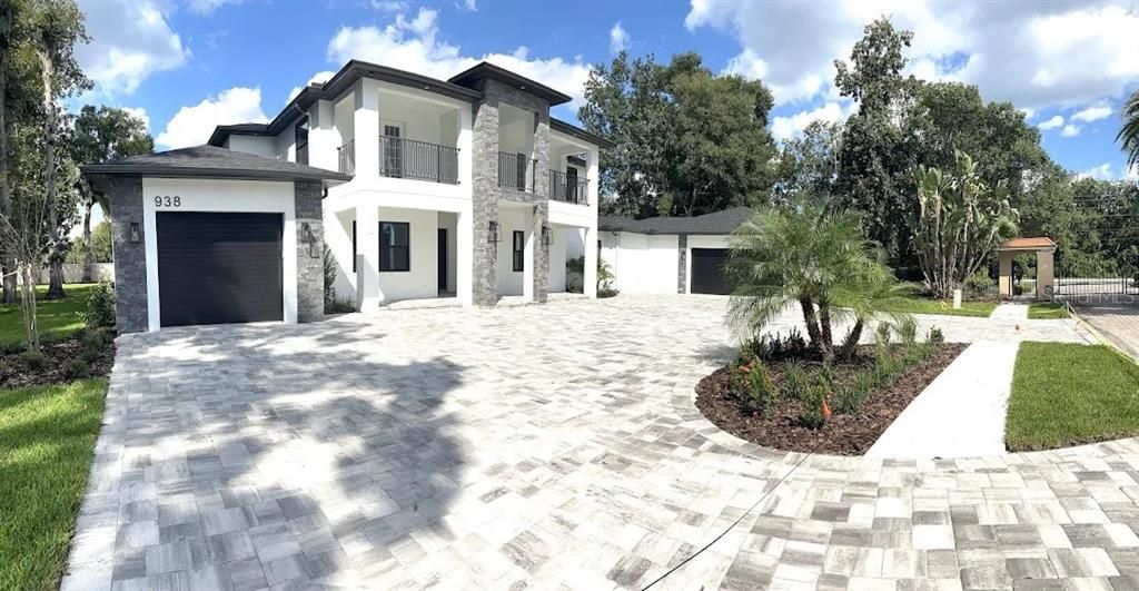 Vendido Recientemente: $1,450,000 (4 camas, 4 baños, 4575 Pies cuadrados)