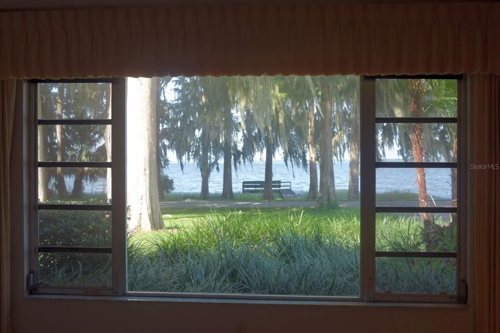 Living room waterfront view