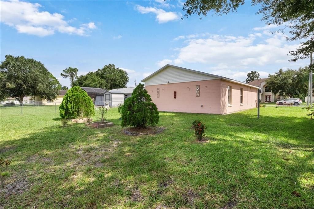 Recently Sold: $177,000 (3 beds, 1 baths, 974 Square Feet)