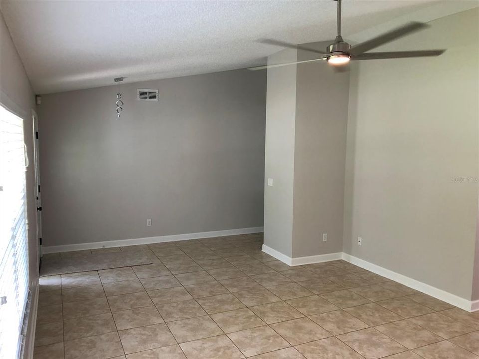 Recently Sold: $305,000 (3 beds, 2 baths, 1750 Square Feet)