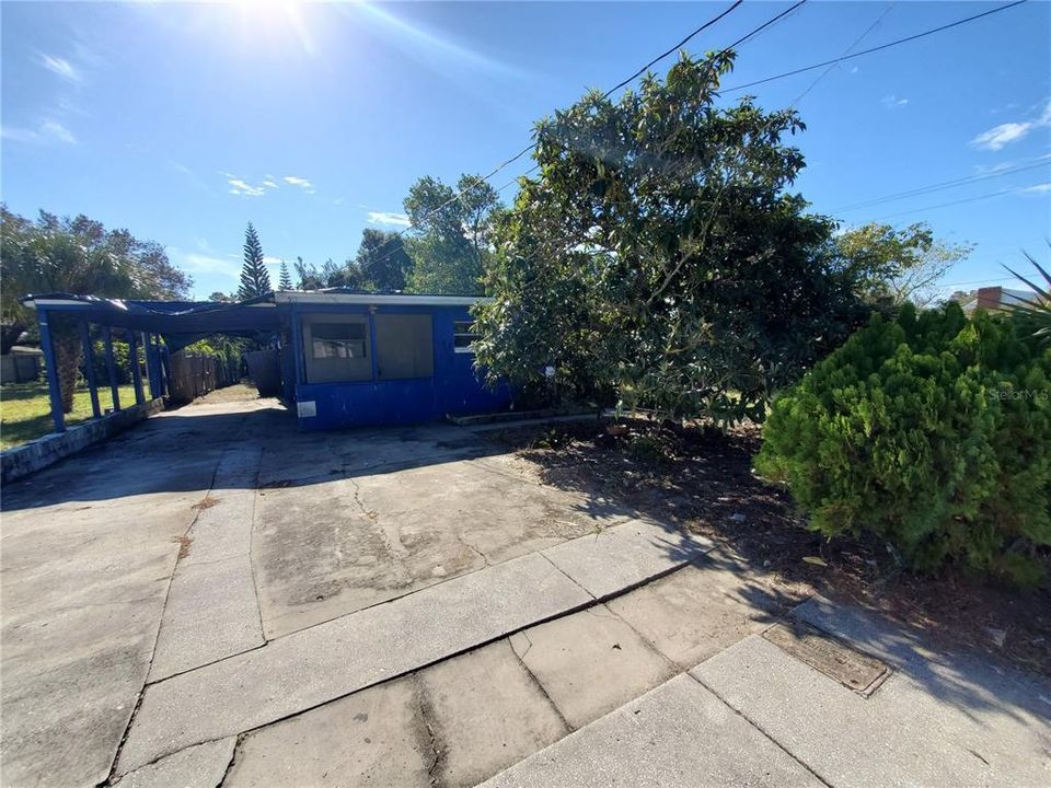 Недавно продано: $155,000 (4 спален, 2 ванн, 1277 Квадратных фут)