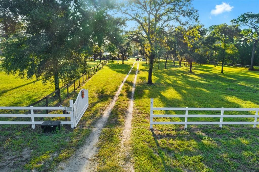 Electric coded gate