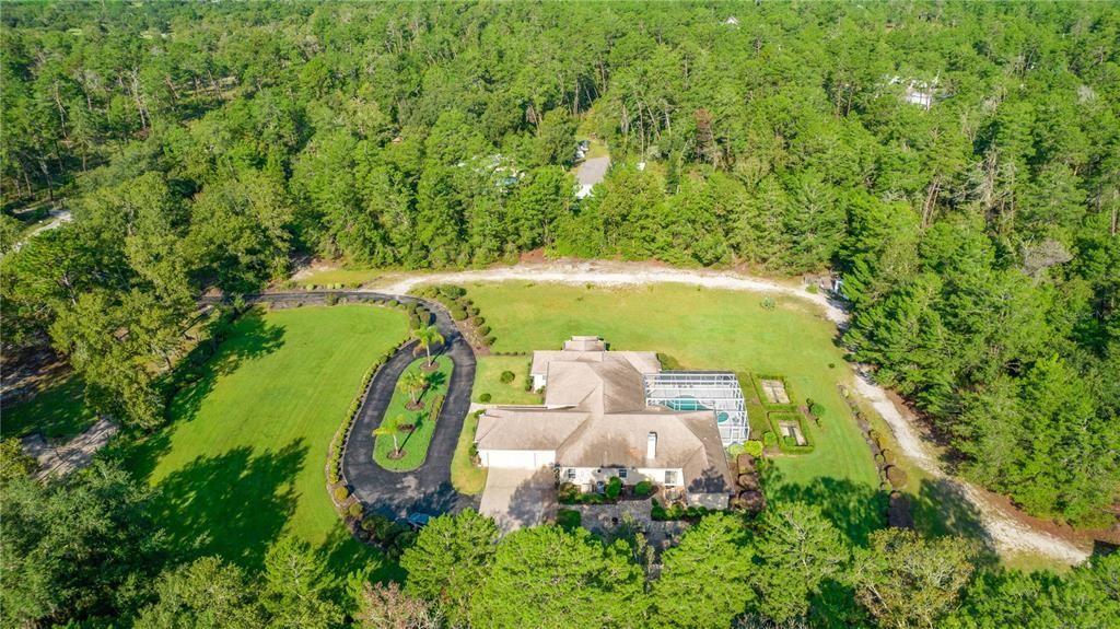 Recently Sold: $800,000 (5 beds, 3 baths, 3830 Square Feet)