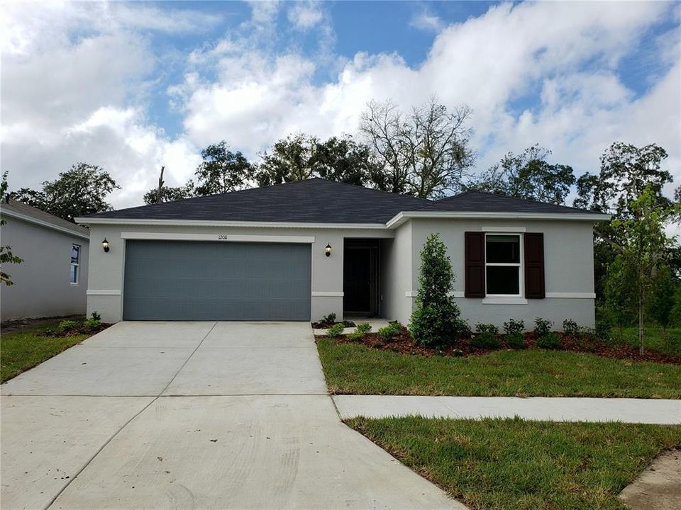 最近售出: $295,516 (3 贝兹, 2 浴室, 1541 平方英尺)