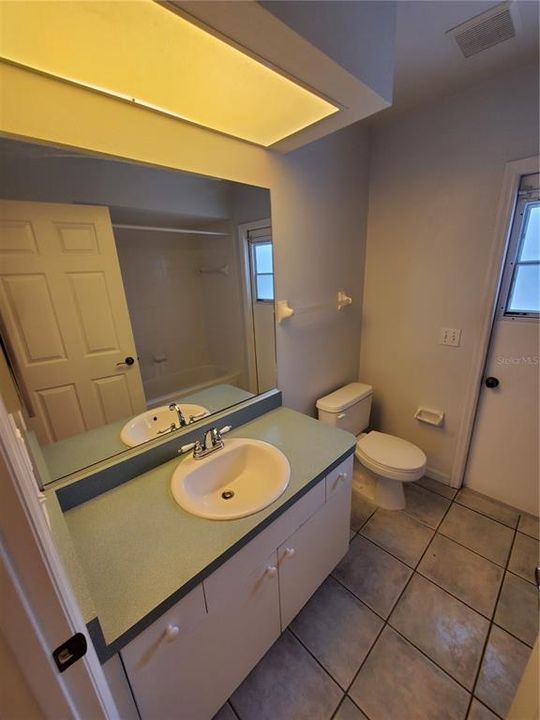 最近租的: $2,200 (3 贝兹, 2 浴室, 1728 平方英尺)