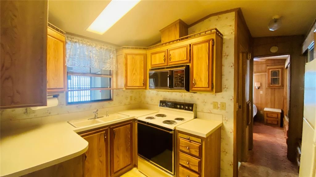 Recently Rented: $850 (1 beds, 1 baths, 418 Square Feet)