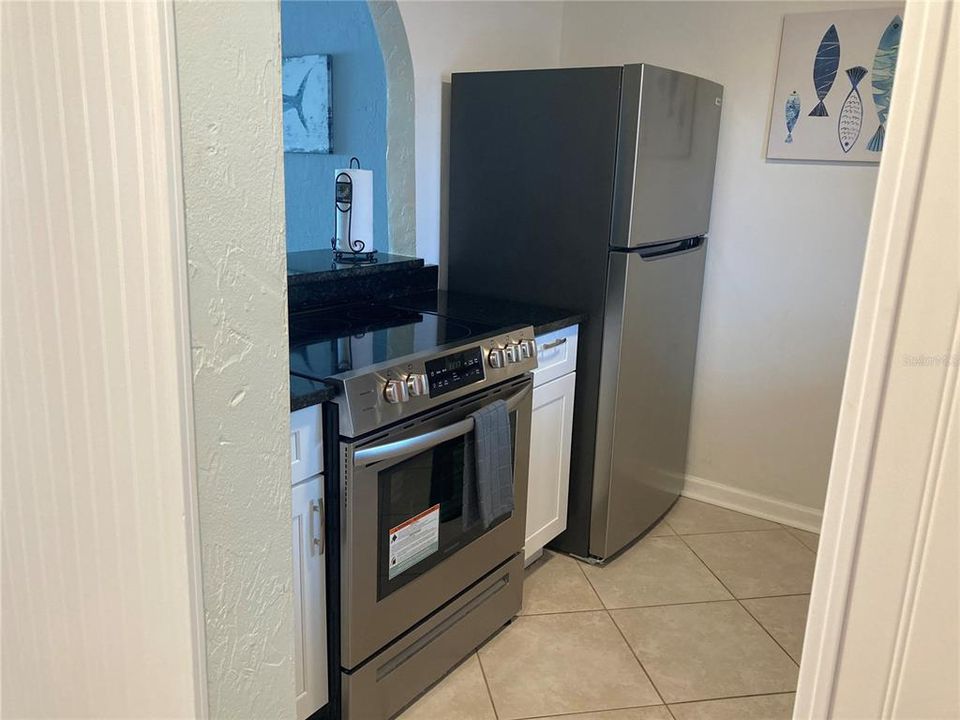 Recently Rented: $1,400 (2 beds, 2 baths, 812 Square Feet)