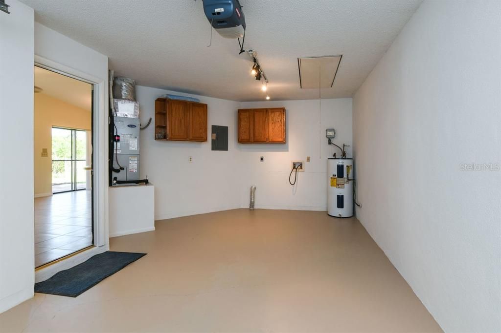 Recently Rented: $1,525 (2 beds, 1 baths, 722 Square Feet)