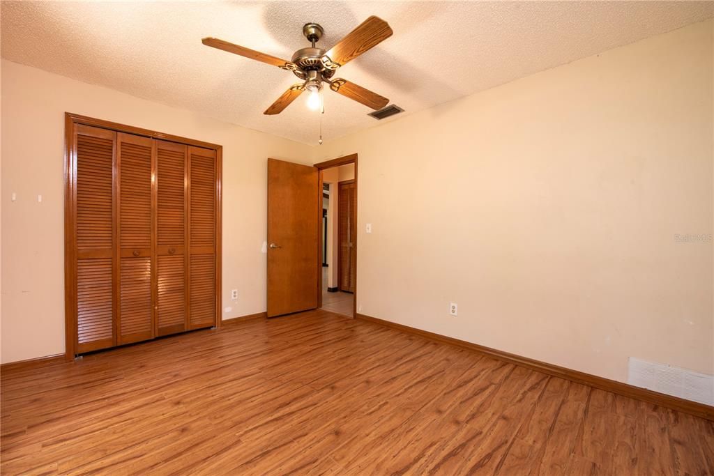 Recently Rented: $2,200 (3 beds, 2 baths, 1683 Square Feet)