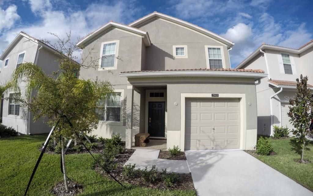 Vendido Recientemente: $440,000 (5 camas, 5 baños, 3081 Pies cuadrados)