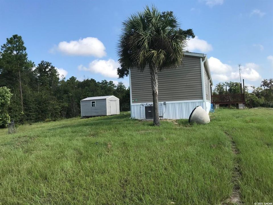 Recently Sold: $219,000 (3 beds, 2 baths, 1280 Square Feet)