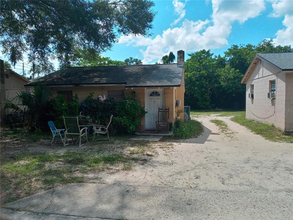 Recently Sold: $60,000 (2 beds, 1 baths, 576 Square Feet)