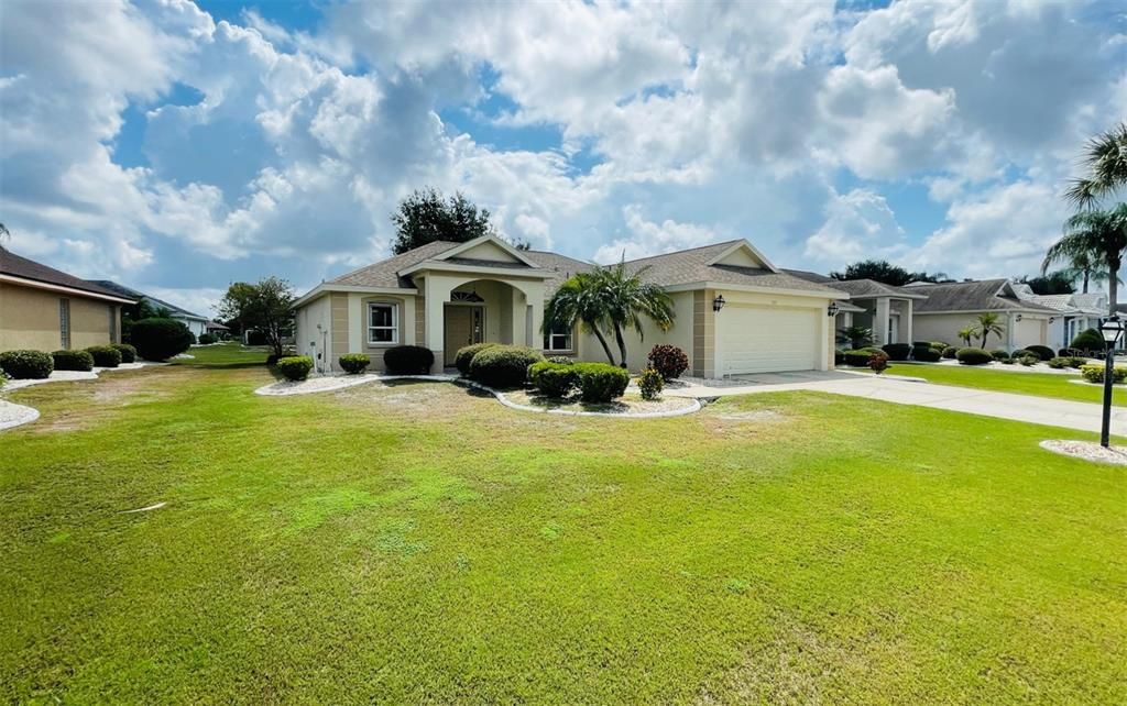 Vendido Recientemente: $225,000 (2 camas, 2 baños, 1349 Pies cuadrados)