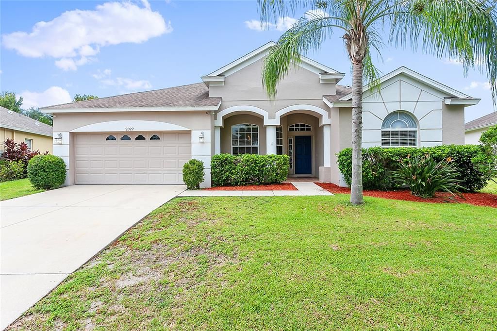 Recently Sold: $390,000 (4 beds, 2 baths, 2194 Square Feet)