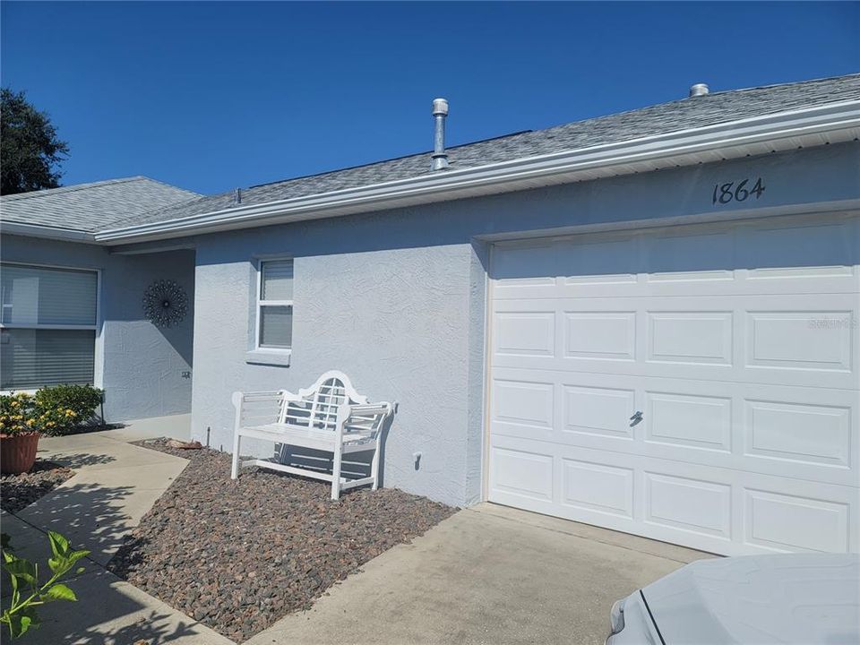 Recently Sold: $382,000 (3 beds, 2 baths, 1447 Square Feet)