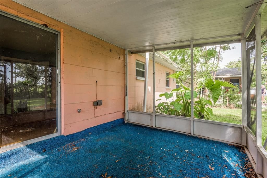 Recently Sold: $150,000 (3 beds, 2 baths, 1186 Square Feet)