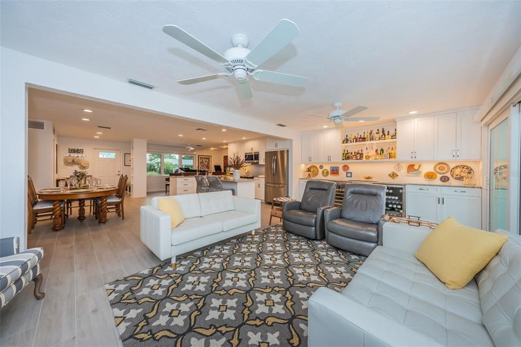 Recently Sold: $1,750,000 (3 beds, 2 baths, 1915 Square Feet)