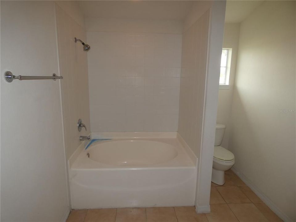 最近租的: $2,495 (3 贝兹, 2 浴室, 1635 平方英尺)